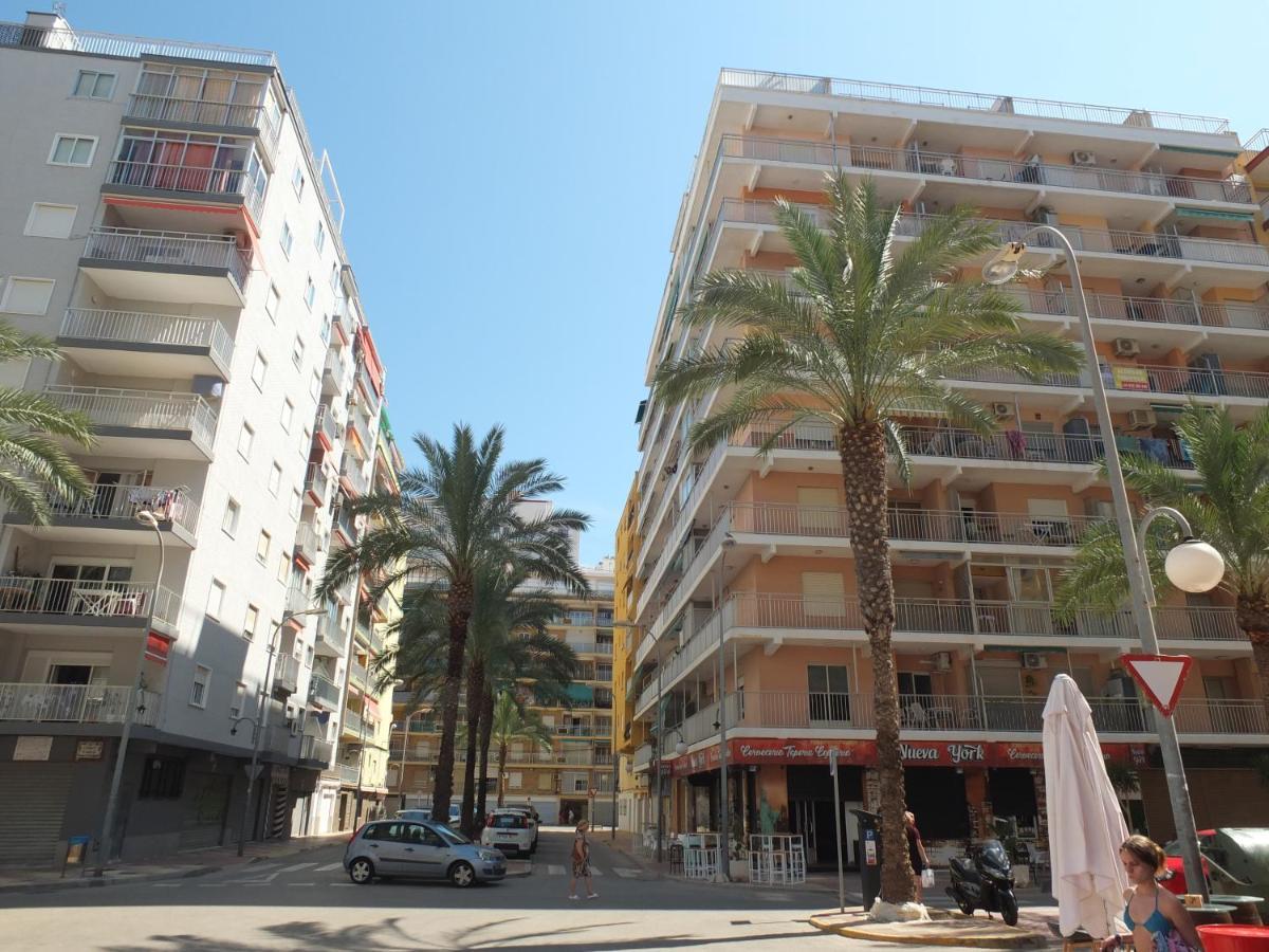 Neptuno Playa San Antonio Apartment
