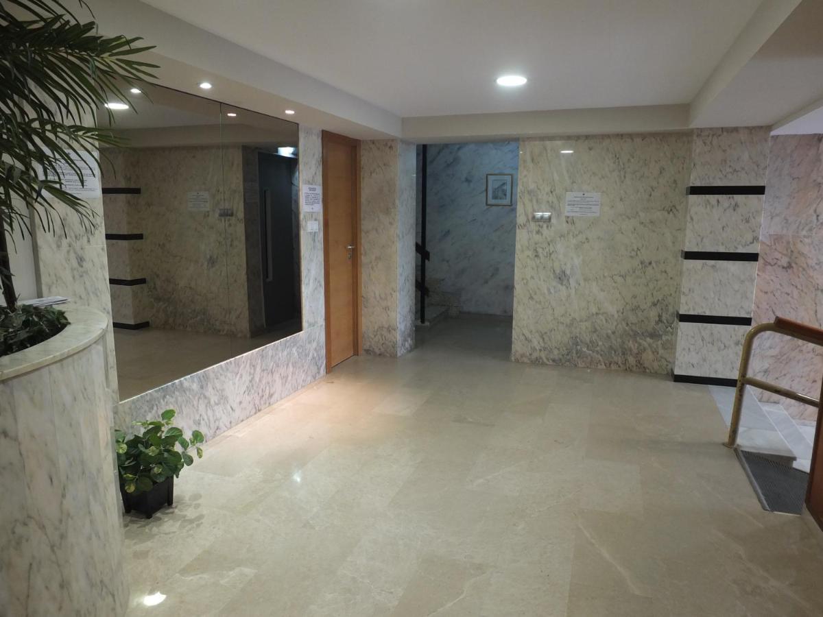 Neptuno Playa San Antonio Apartment *