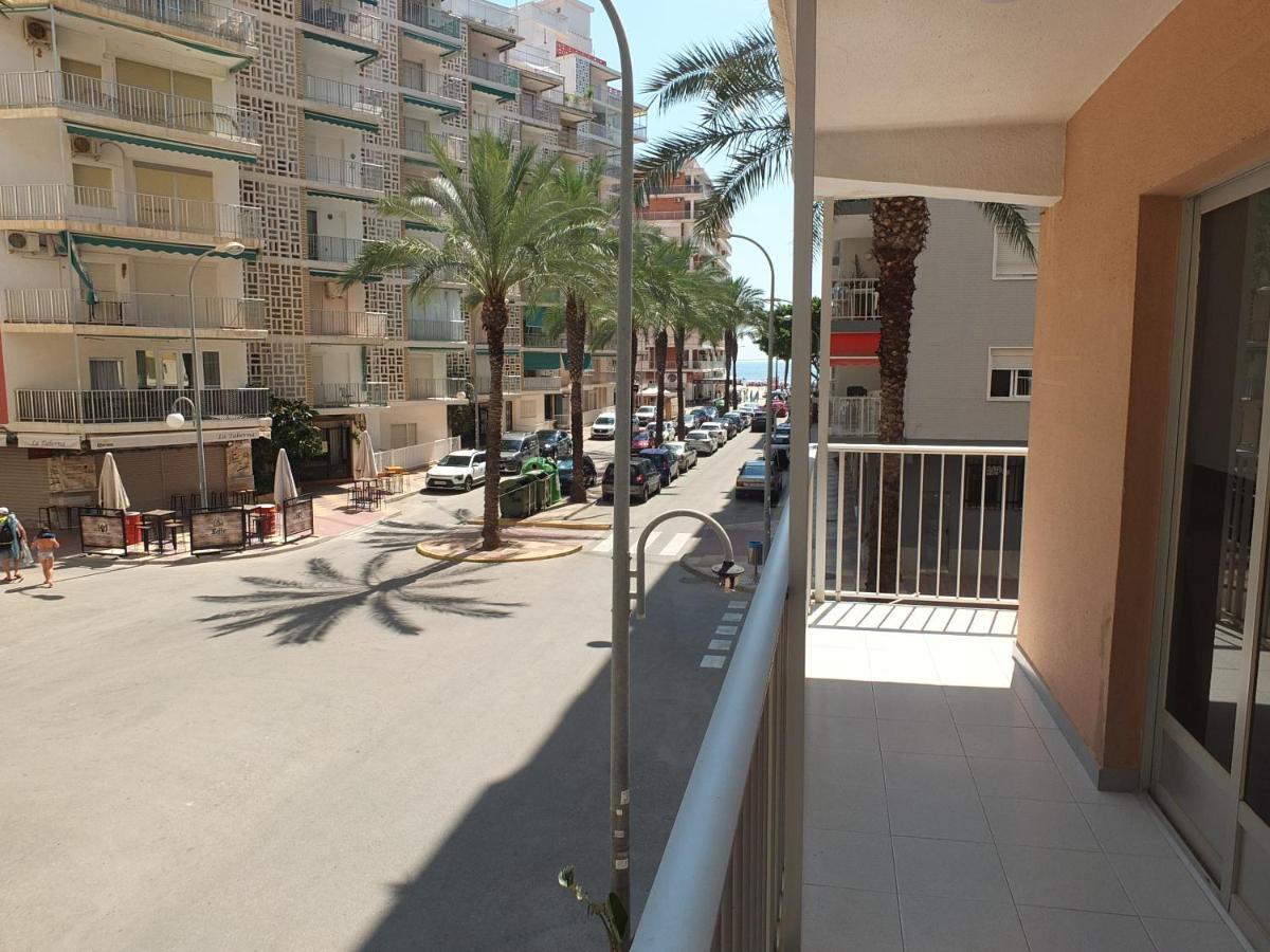 Neptuno Playa San Antonio Apartment *